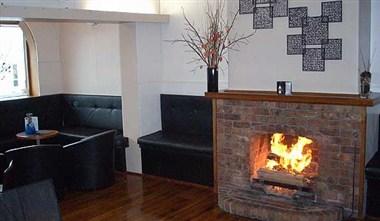 The Bridge em North West, AU