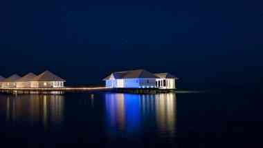 Diamonds Athuruga Beach & Water Villas i South Ari Atoll, MV