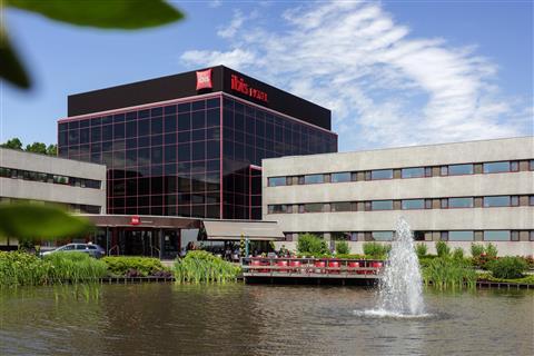 Hotel ibis Schiphol Amsterdam Airport i Badhoevedorp, NL