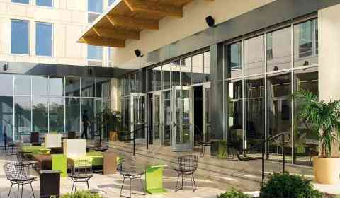 Aloft New York LaGuardia Airport в East Elmhurst, NY