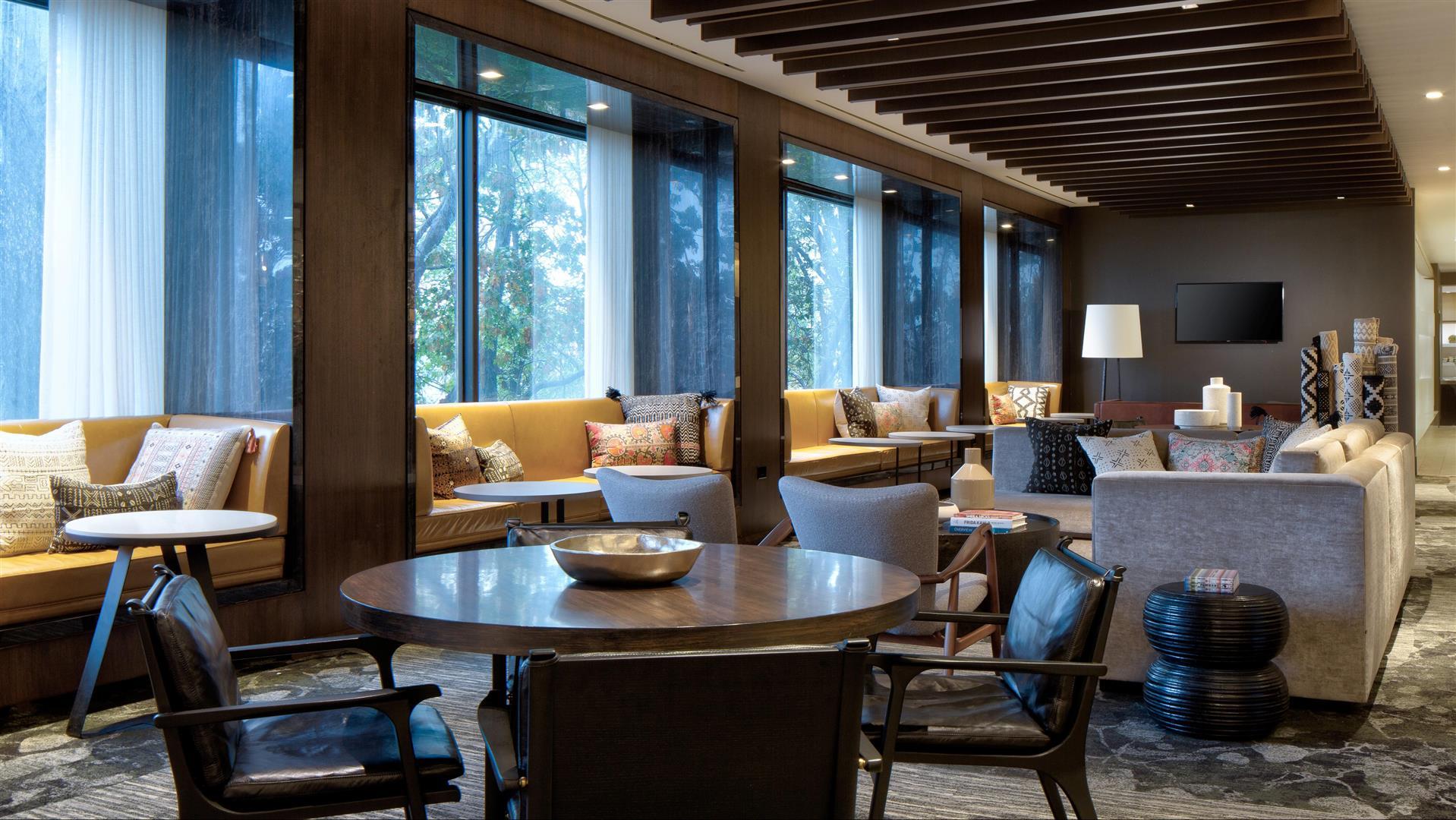 New York LaGuardia Airport Marriott image