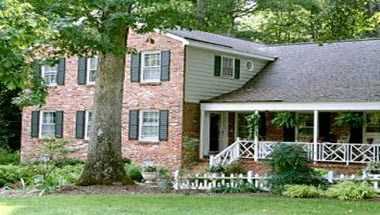 Colonial Gardens Bed and Breakfast, Williamsburg, VA