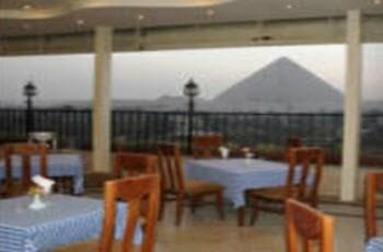 Tiba Pyramids Hotel a Cairo, EG