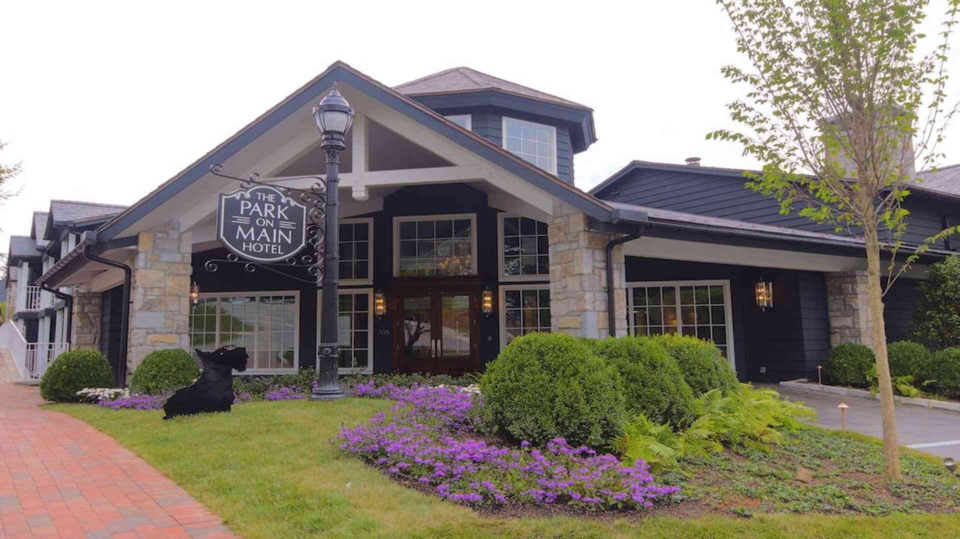 The Park On Main Hotel in Hooglanden, NC