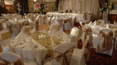 Kee's Hotel в Stranorlar, IE