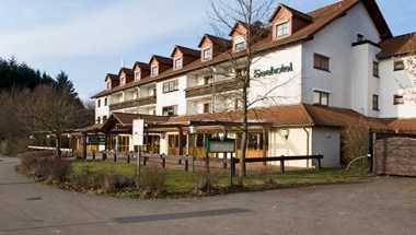 Seehotel Losheim a Losheim am See, DE