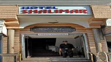 Hotel Shalimar i Bharuch, IN