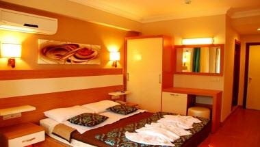 Flora Suites a Kusadasi, TR