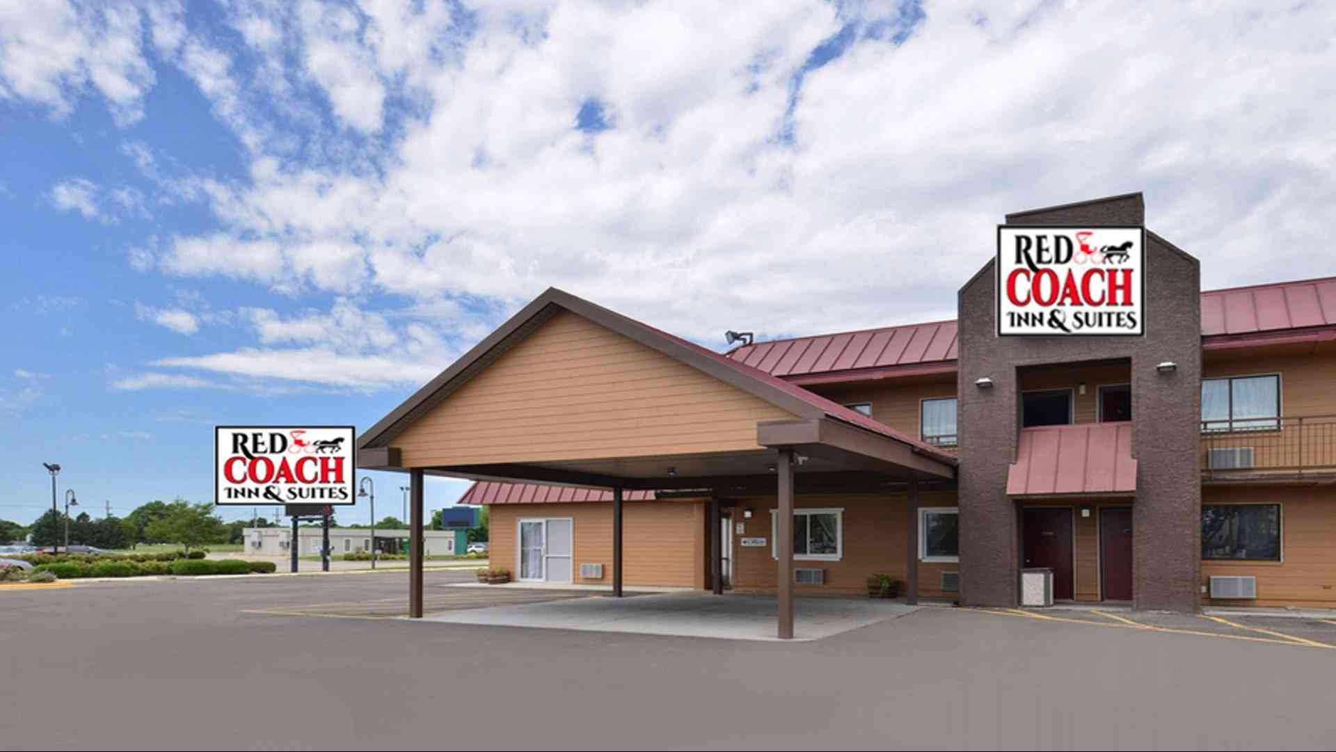 Red Coach Inn & Suites Grand Island in Groot eiland, NE