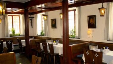 Hotel & Gasthof Munding в Krumbach, DE