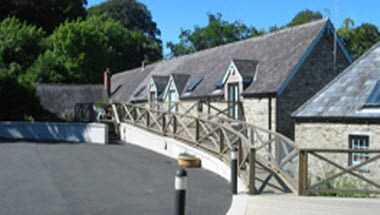 Clynfyw in Newport, GB3