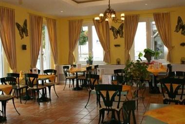 Liestal, CH의 Hotel Engel Liestal