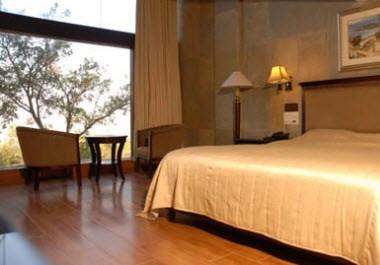 Hotel Ravine in Panchgani, IN