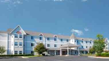 Comfort Inn and Suites Geneva- West Chicago in Geneva, IL