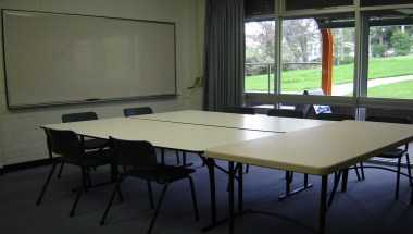 Endeavour Hills Neighbourhood Centre in Melbourne, AU