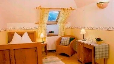 รูปสถานที่จัดงาน