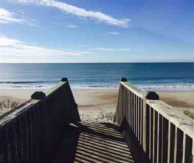 Trinity Center en Orillas de Pine Knoll, NC