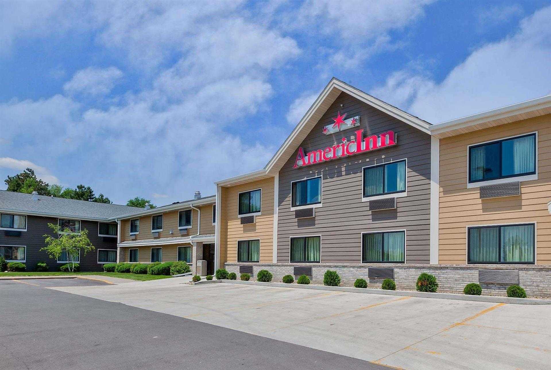 AmericInn by Wyndham Algona в Algona, IA