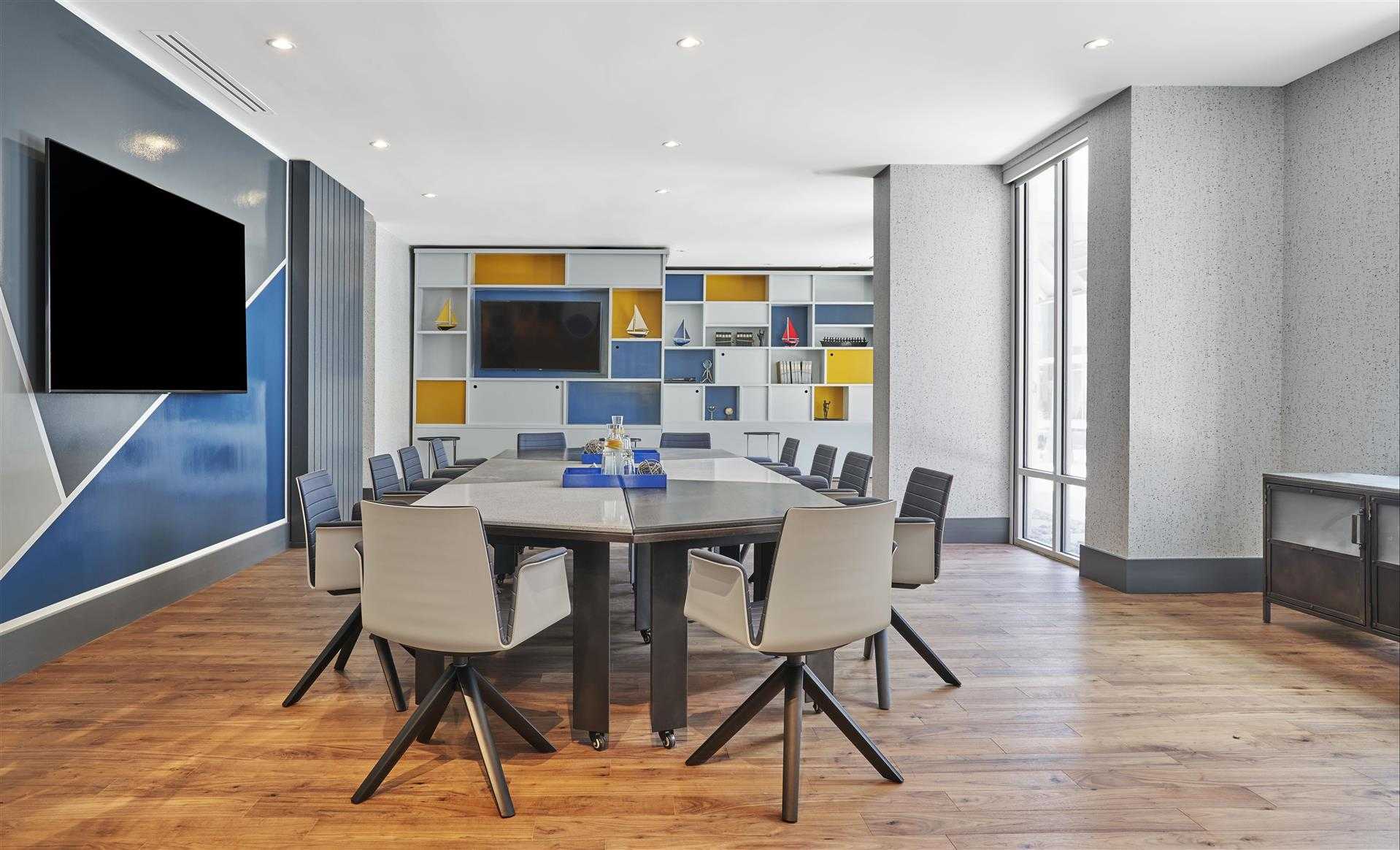 Hyatt Centric The Pike Long Beach a Long Beach, CA