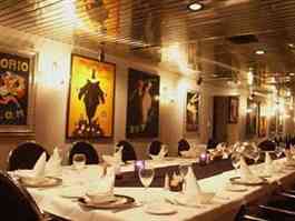 Avanti in Feniks, AZ