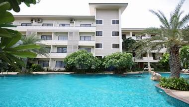 Sea Breeze Jomtien Resort image