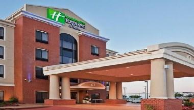Holiday Inn Express & Suites Gonzales image