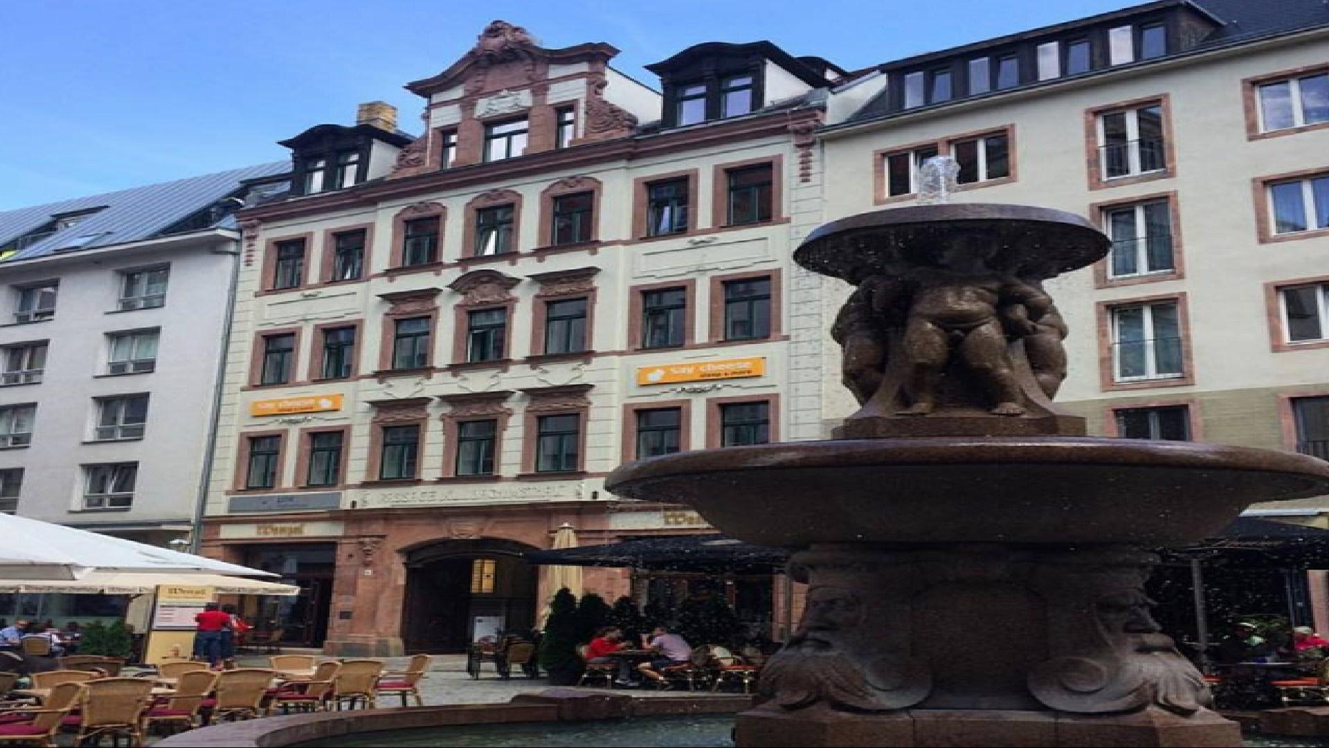 Five Elements Hostel Leipzig image