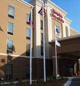 Hampton Inn and Suites Savannah-Airport in Savanne, GA