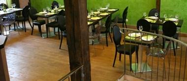 The Parvis em Chartres, FR