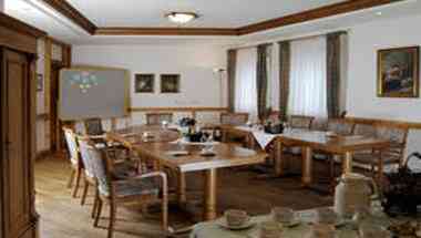 Country Hotel & Guesthouse Erlangen в Erlangen, DE