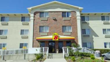 Super 8 by Wyndham Denton i Denton, TX