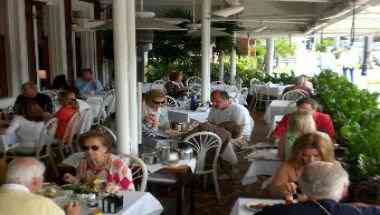 Testa's Palm Beach em Palm Beach, FL