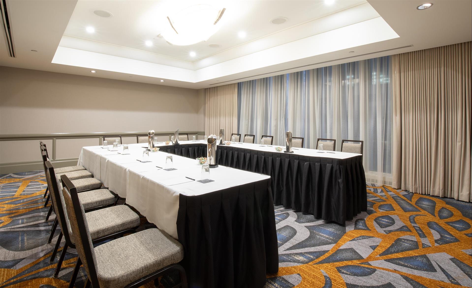 Изображение помещения для встречи