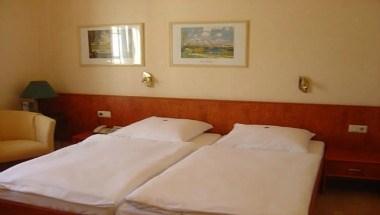 Bahnhof-Hotel Saarlouis image