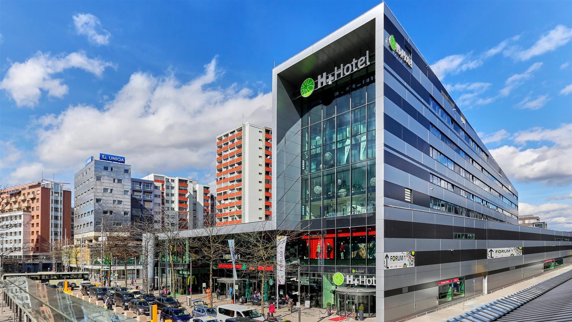 รูปสถานที่จัดงาน