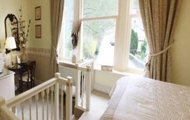 Old Bell Inn Hotel, Oldham, GB1