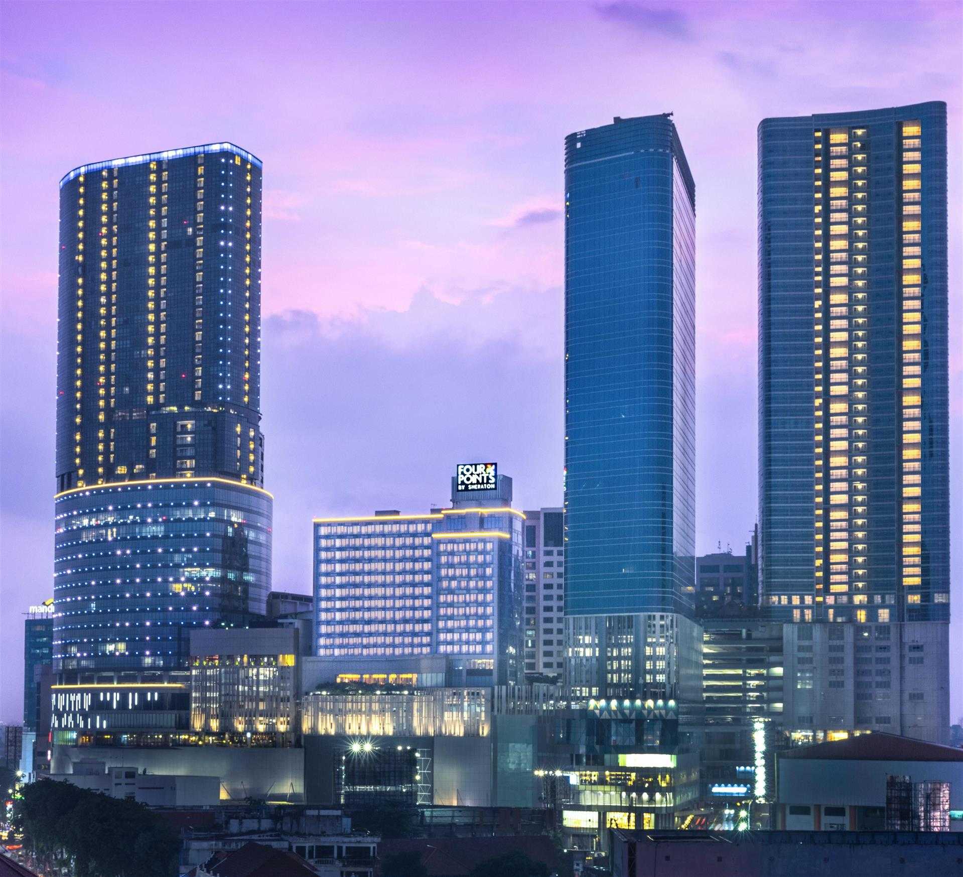 Four Points by Sheraton Surabaya, Tunjungan Plaza em Surabaya, ID