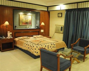 รูปสถานที่จัดงาน