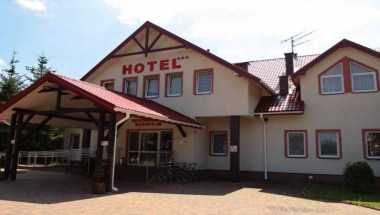Hotel nad Mroga en Brzeziny, PL