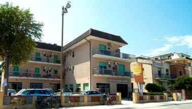 Hotel Velus i Civitanova Marche, IT