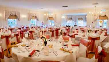 De Courceys Manor a Cardiff, GB3