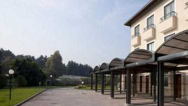 The Raya Hotel Motel i Mediglia, IT