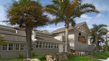 Pismo Lighthouse Suites (Peregrine Hospitality) in Strand von Pismo, CA