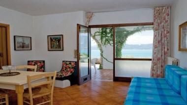 Residenza Villa Laura a Torri del Benaco, IT