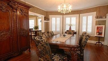 Beach Drive Inn image