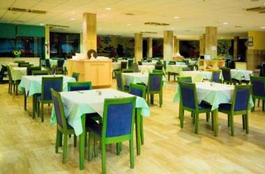 Hotel THB Royal a Playa Blanca, ES