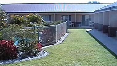 Emerald Explorers Inn in Capricorn, AU