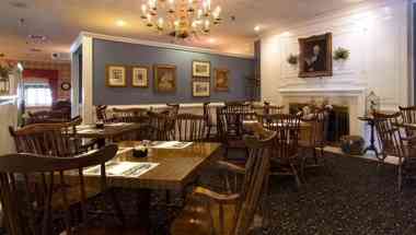 Wilson's White Fence Farm em Lakewood, CO