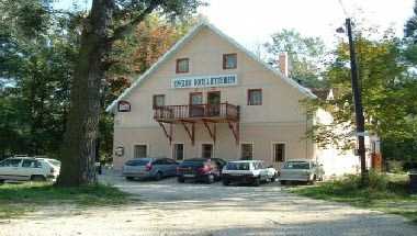 Engler Hotel Etterem, Mosonmagyarovar, HU