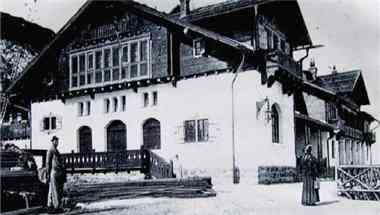 Hotel Hochschneeberg i Puchberg am Schneeberg, AT